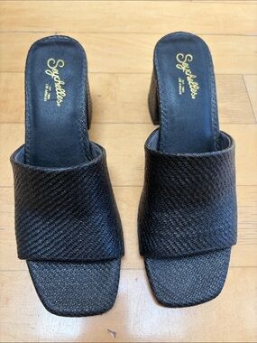 NWT Seychelles Black Woven Slide Mules